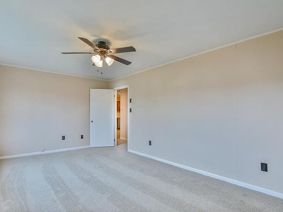 3rd image of 277 Dairy Cir