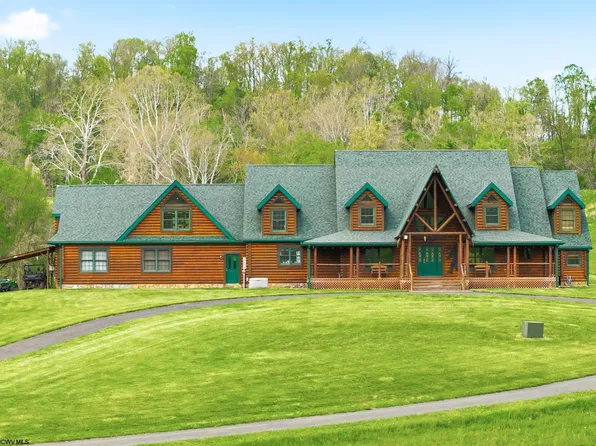4896 Good Hope Pike, Clarksburg, WV 26301