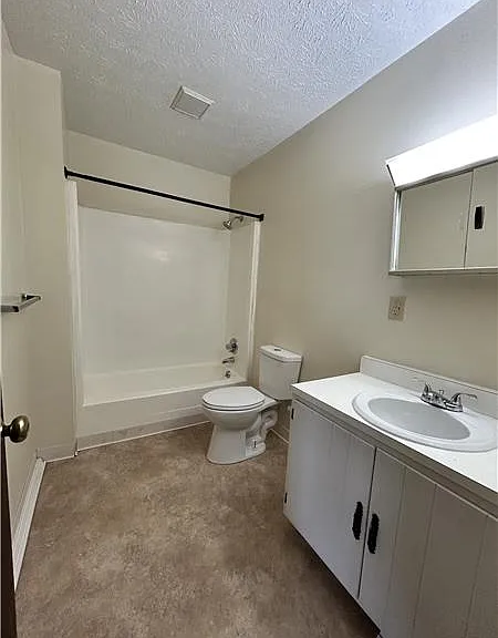 623 Lovers Ln #B-5 — Photo 7