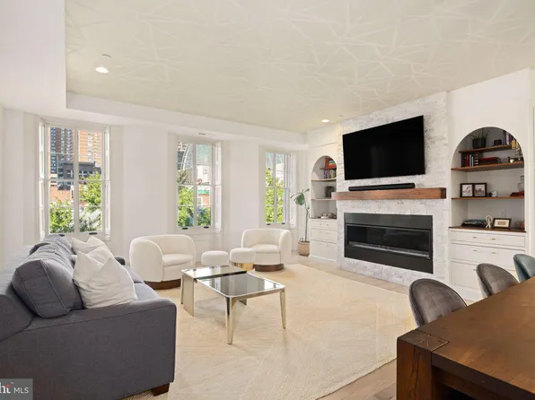 1508 Pine St APT C, Philadelphia, PA 19102
