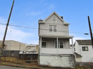 132 Amanda Ave, Pittsburgh, PA 15210