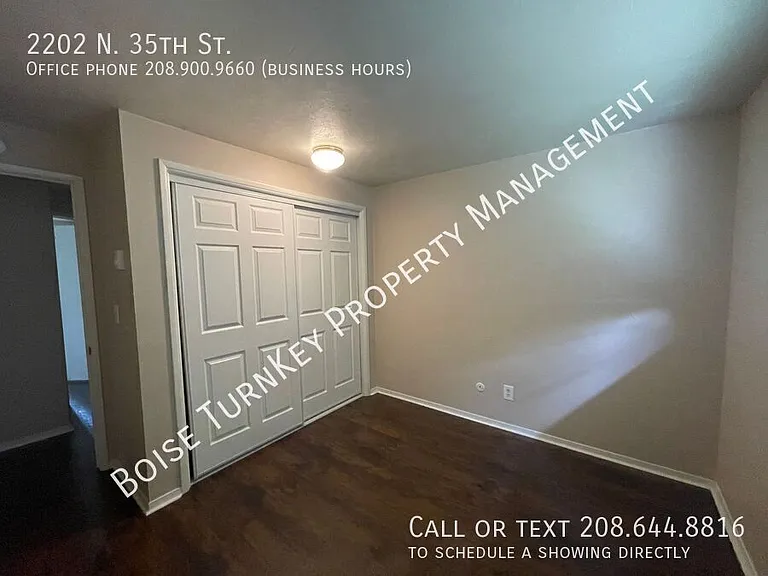 2202 N 35th St — Photo 32