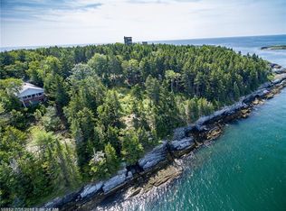 46 Elden Point Rd, Bailey Island, ME 04003