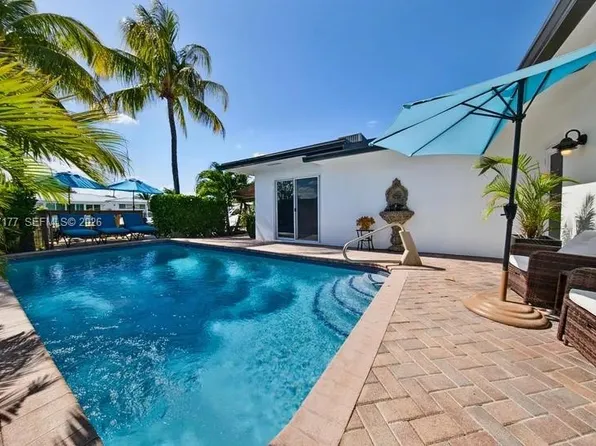 2125 NE 17th Ter, Wilton Manors, FL 33305