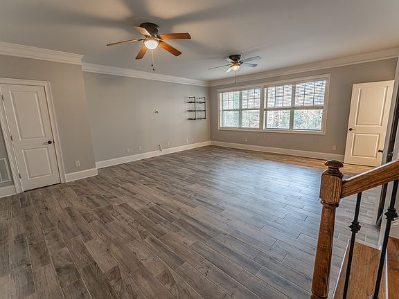 3rd image of 1544 Donaldson Park Dr NE