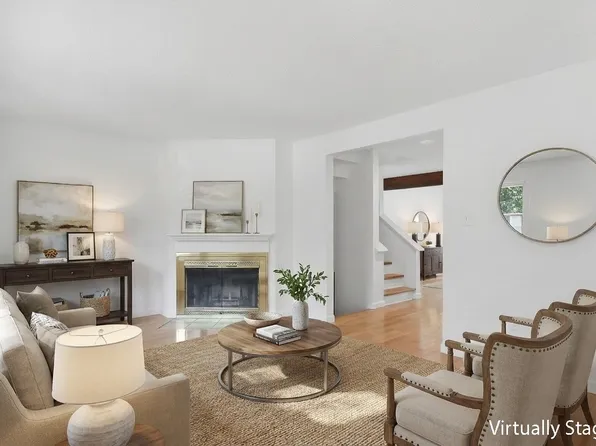 45 Stacey Circle, Windham, NH 03087