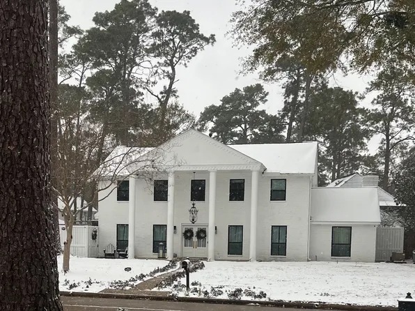 5706 Lodge Creek Dr, Houston, TX 77066