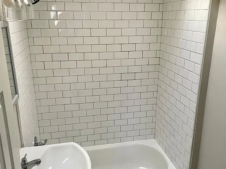 Fully renovated bathroom