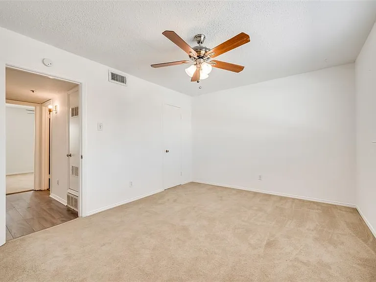 9829 Park Lane Ct #B — Photo 103