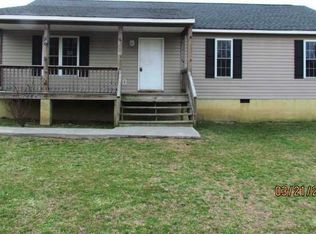 180 Hope Ln, Tappahannock, VA 22560