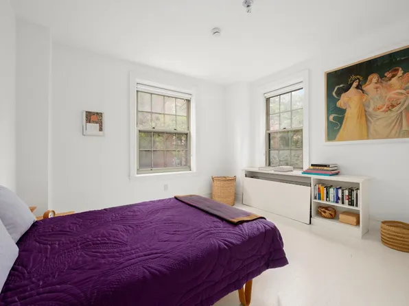 41 5th Avenue image 4 of 20