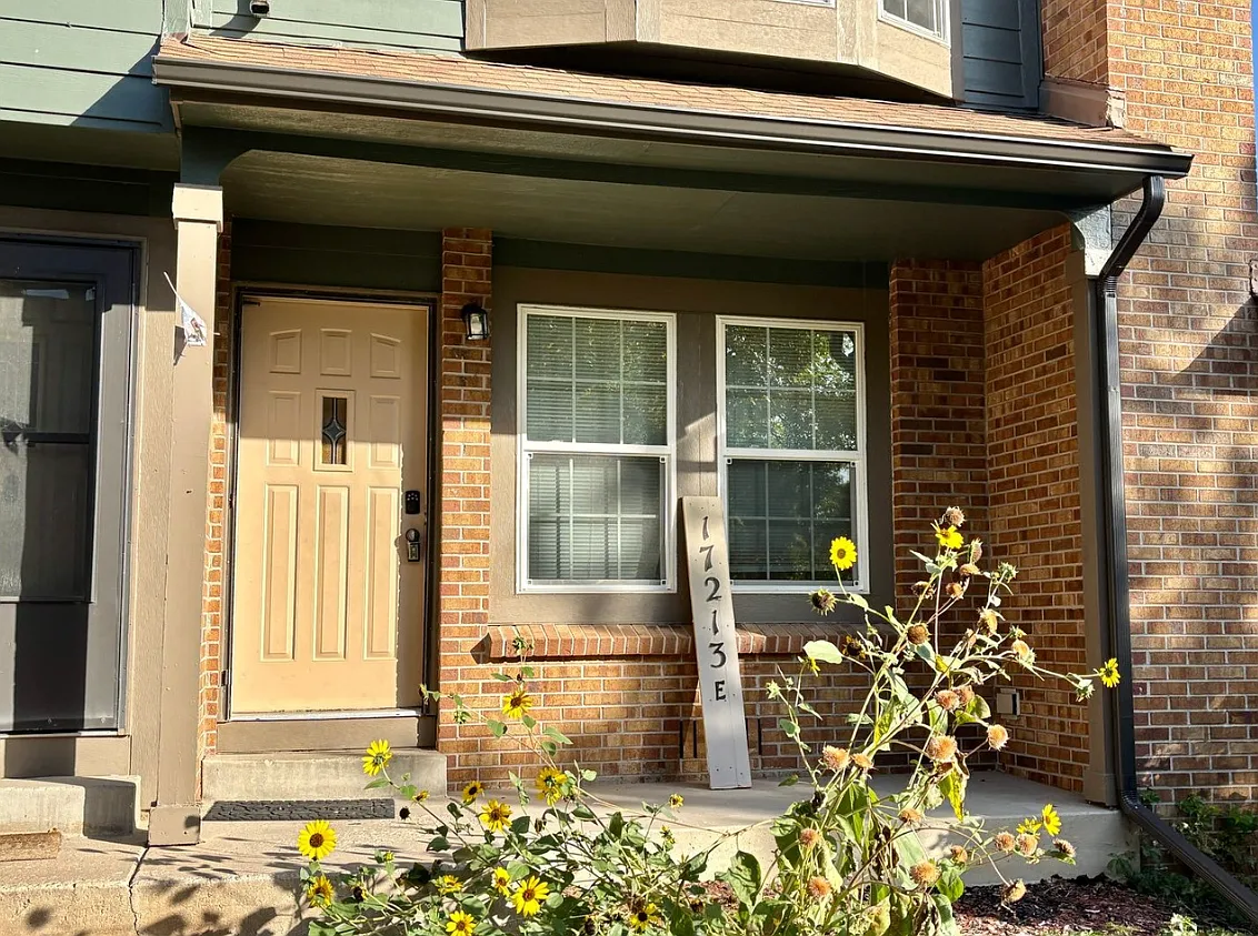 17213 E Stanford Ave - E — Photo 2