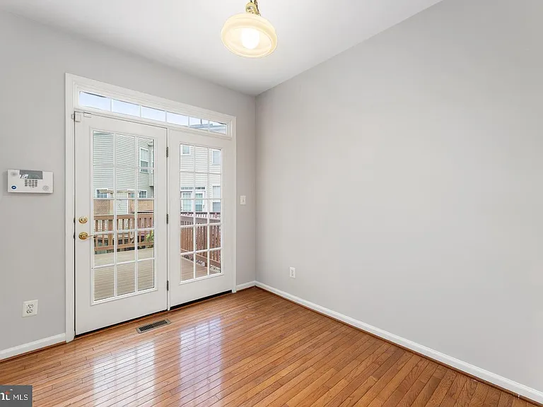 13700 Barksdale Dr — Photo 27