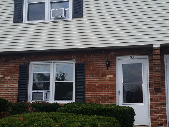 2nd image of 135 Steele Ave