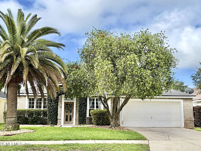 12962 Brians Creek Dr — Photo 1