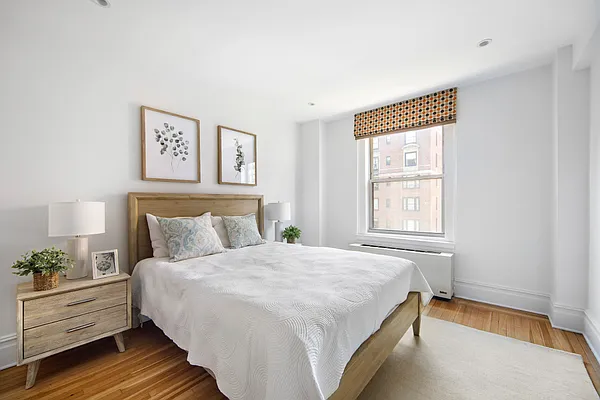 Sold by Compass | media 8