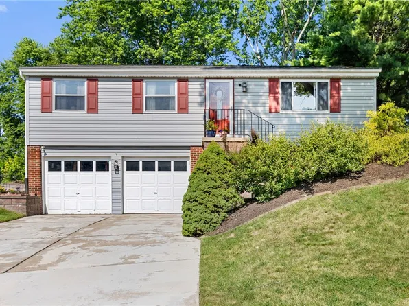 213 Glenmore Dr, Coraopolis, PA 15108
