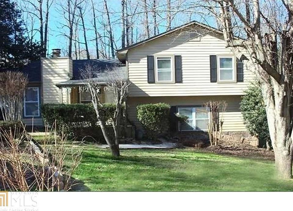 1st image of 2927 Hillwood Dr