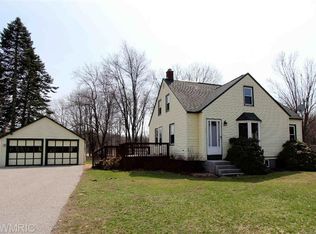 1380 W Lakewood Blvd, Holland, MI 49424