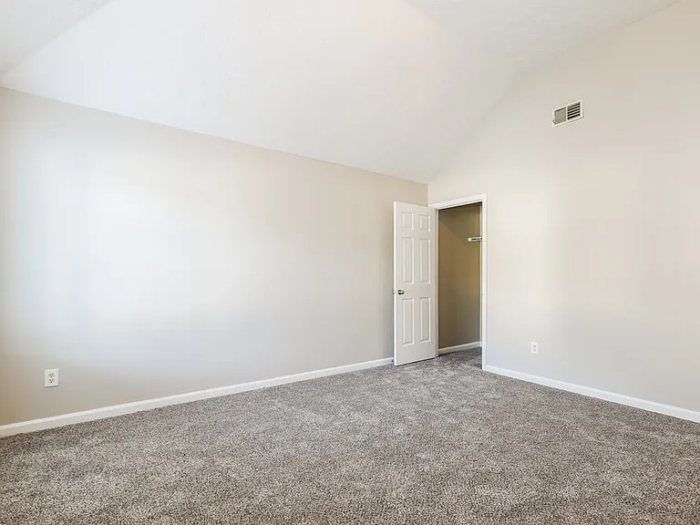 2432 Wood Bend Ln — Photo 13