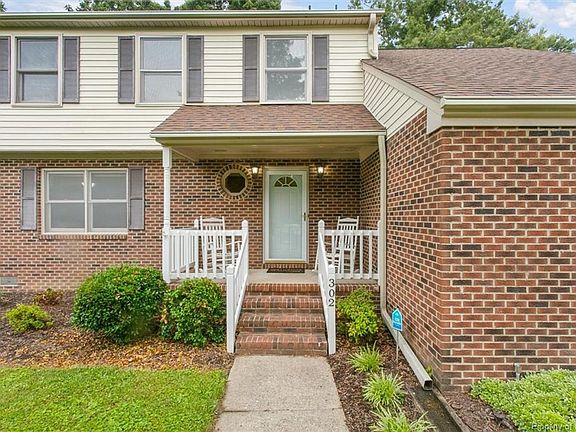 4th image of 302 Ashland Ct