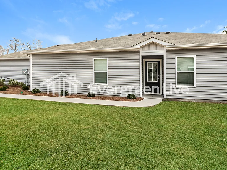 2247 Courtina Way — Photo 15