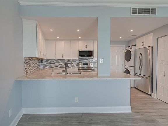 4th image of 3100 Gulf Blvd APT 211