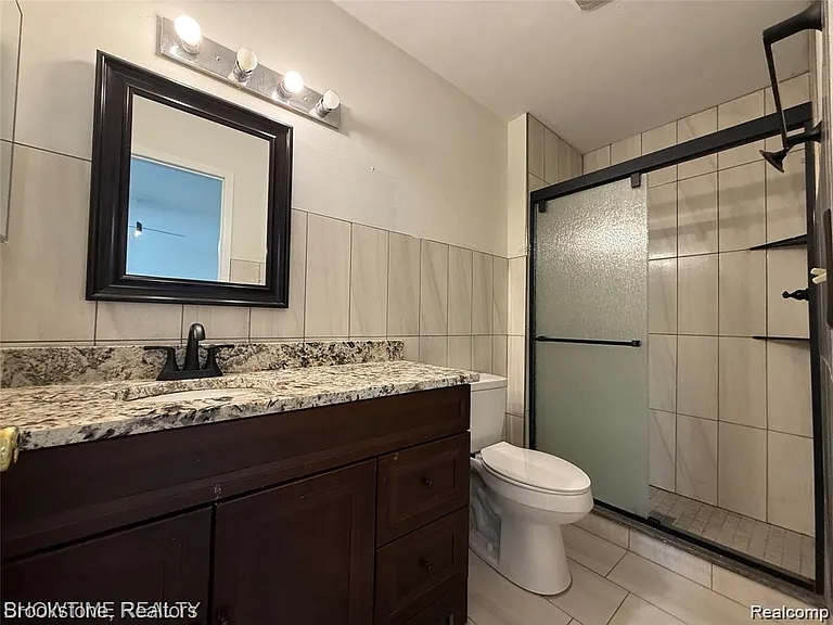 36511 Park Place Dr — Photo 15