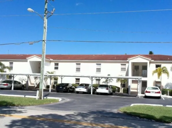 1615 SE 46th Ln APT 107, Cape Coral, FL 33904