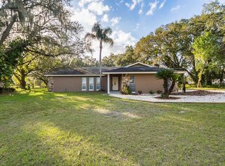 5221 Clarence Gordon Jr Rd, Plant City, FL 33567