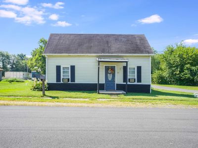 121 W Oak St, Tennyson, IN, 47637