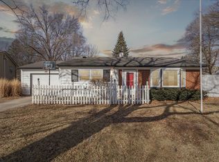 5210 Illini Ct, Rockford, IL 61107
