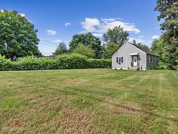 4th image of 10324 Deering Rd