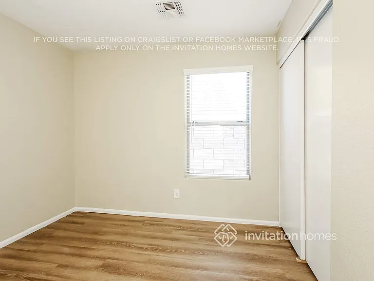 16255 W Moreland St — Photo 12
