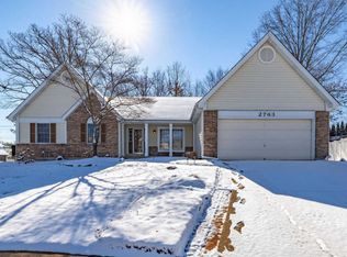 2763 Storm Lake Dr, Saint Louis, MO