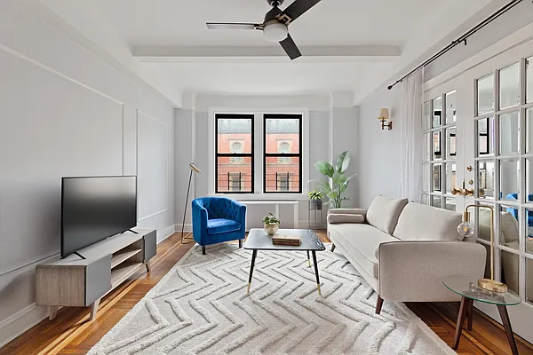 Sold by Compass | media 4