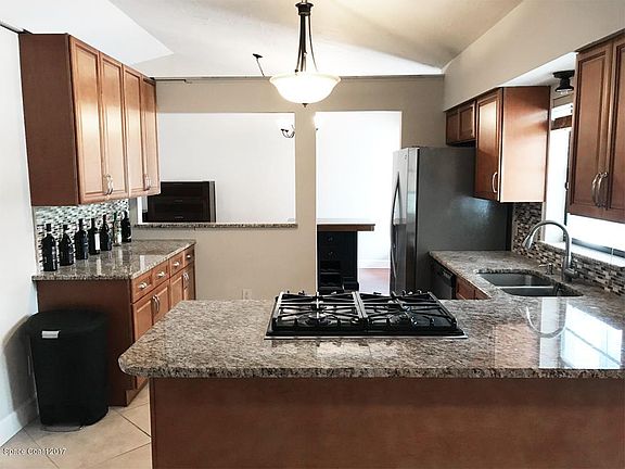 4th image of 2663 Village Park Dr