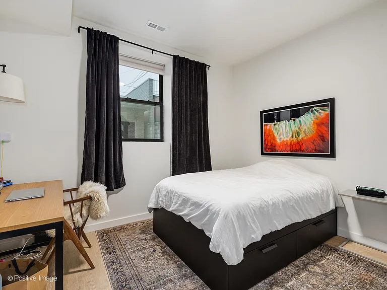 2210 W Ohio St #1 — Photo 10
