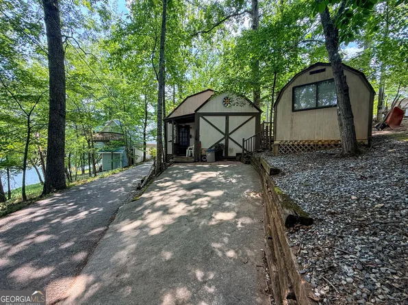 91 Yogi Bear Blvd, Cleveland, GA 30528