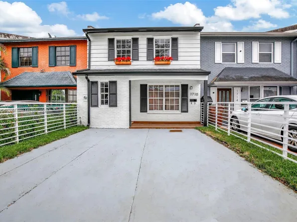 1710 W 72nd St, Hialeah, FL 33014