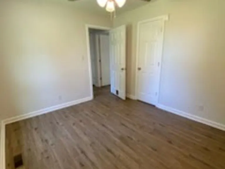 1925 Timberline Cir — Photo 10