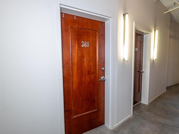 3rd image of 1720 Chouteau Ave Unit 308