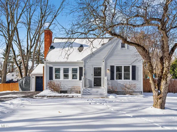 32 Buell Avenue, Ballston Lake, NY 12019