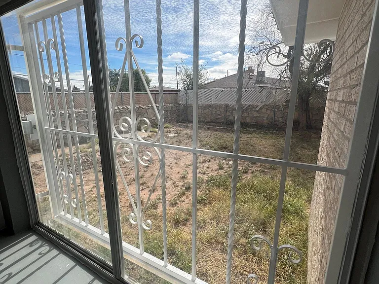 Deer Ave — Photo 11