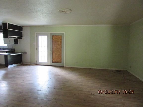 3rd image of 1206 Nelwyn Ave