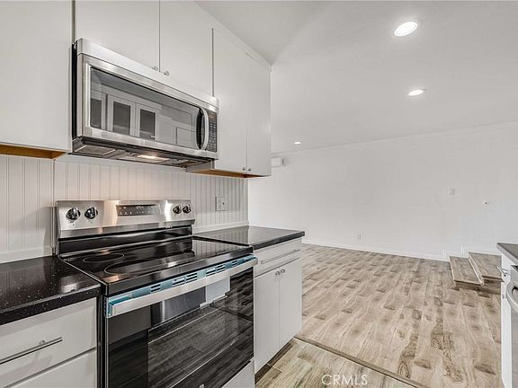 5th image of 3565 Linden Ave Unit 255