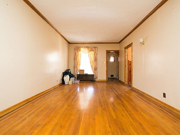 5th image of 14555 157th St