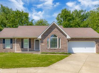 2353 McClennan Ct N, Columbus, IN 47203