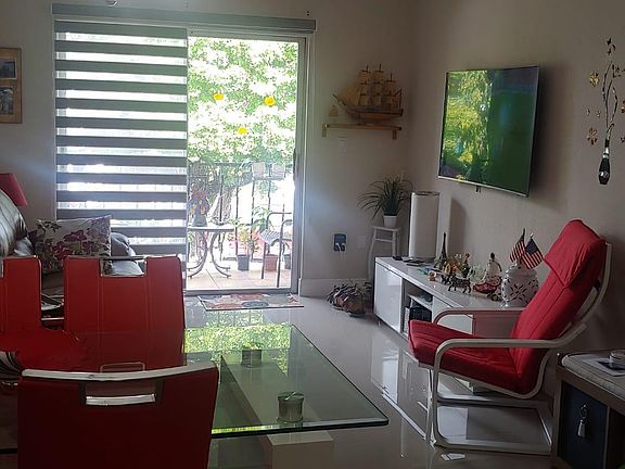 4th image of 1215 SW 32nd Ave APT 206A