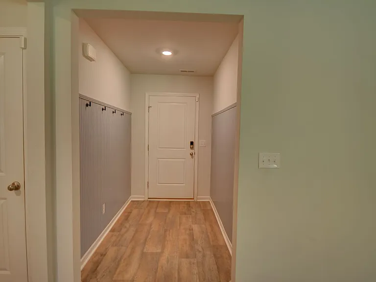 13 Evian Ct — Photo 2
